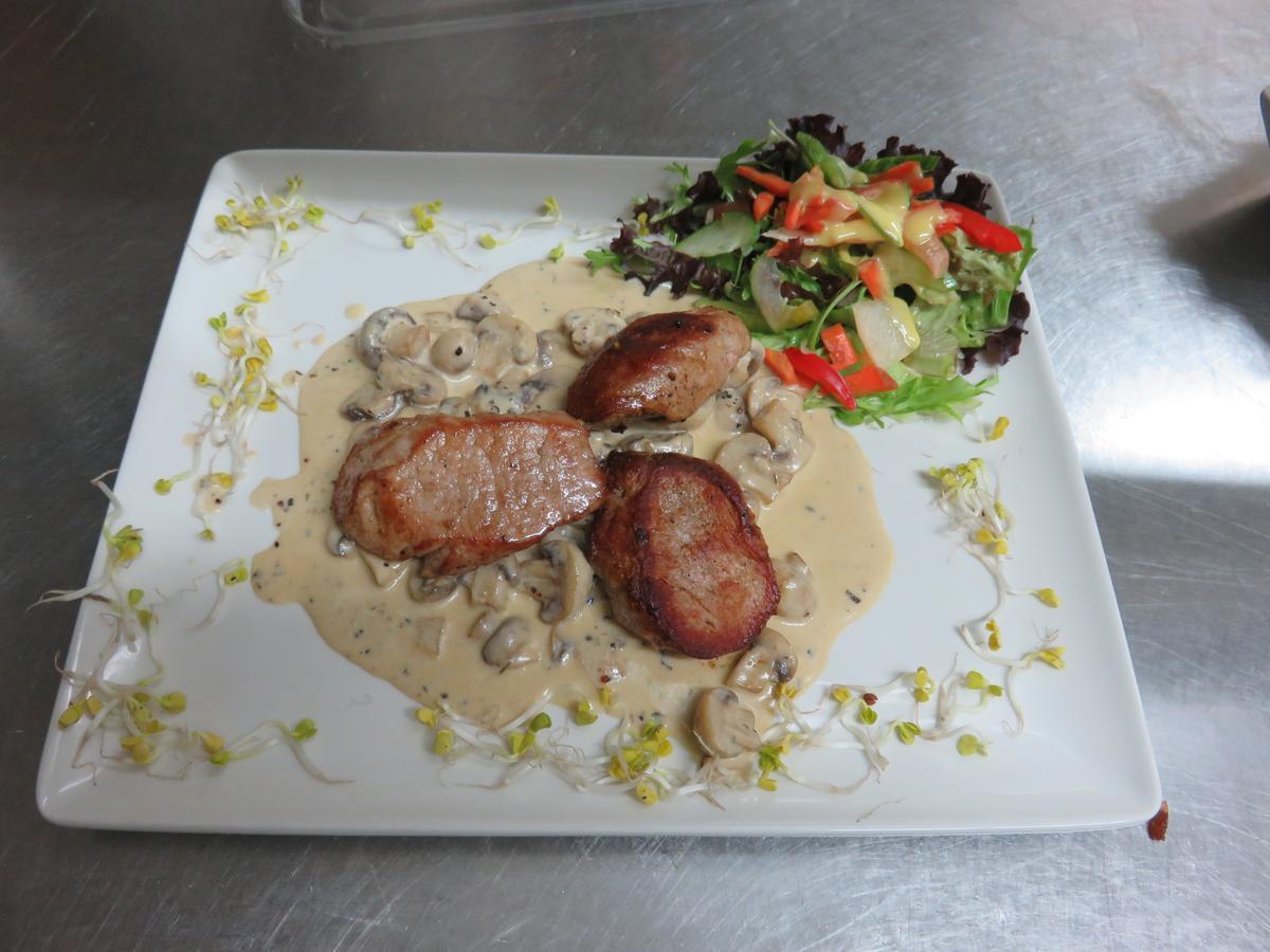 Bredeneeker Gasthaus Rastorf 외부 사진